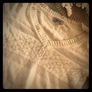 Guess cream sweater